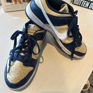 Nike Kids Blue and Beige Sneakers